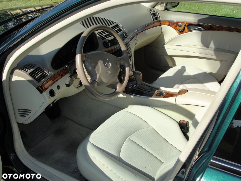Mercedes-Benz Klasa E 500 Elegance - 8