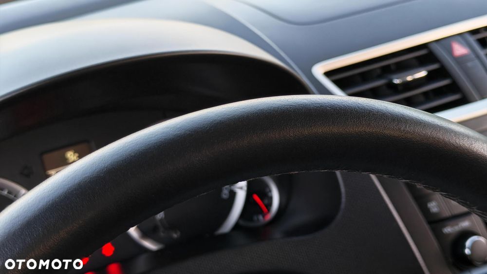 Suzuki Swift 1.2 Club - 33