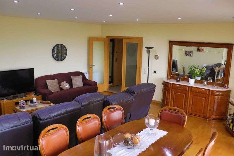Apartamento T3 com 146m² – Localização Privilegiada em Rio Tinto - Grande imagem: 2/12