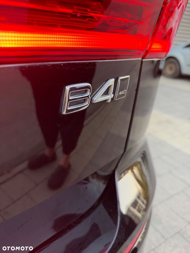 Volvo XC 60 B4 D AWD Geartronic Inscription - 37