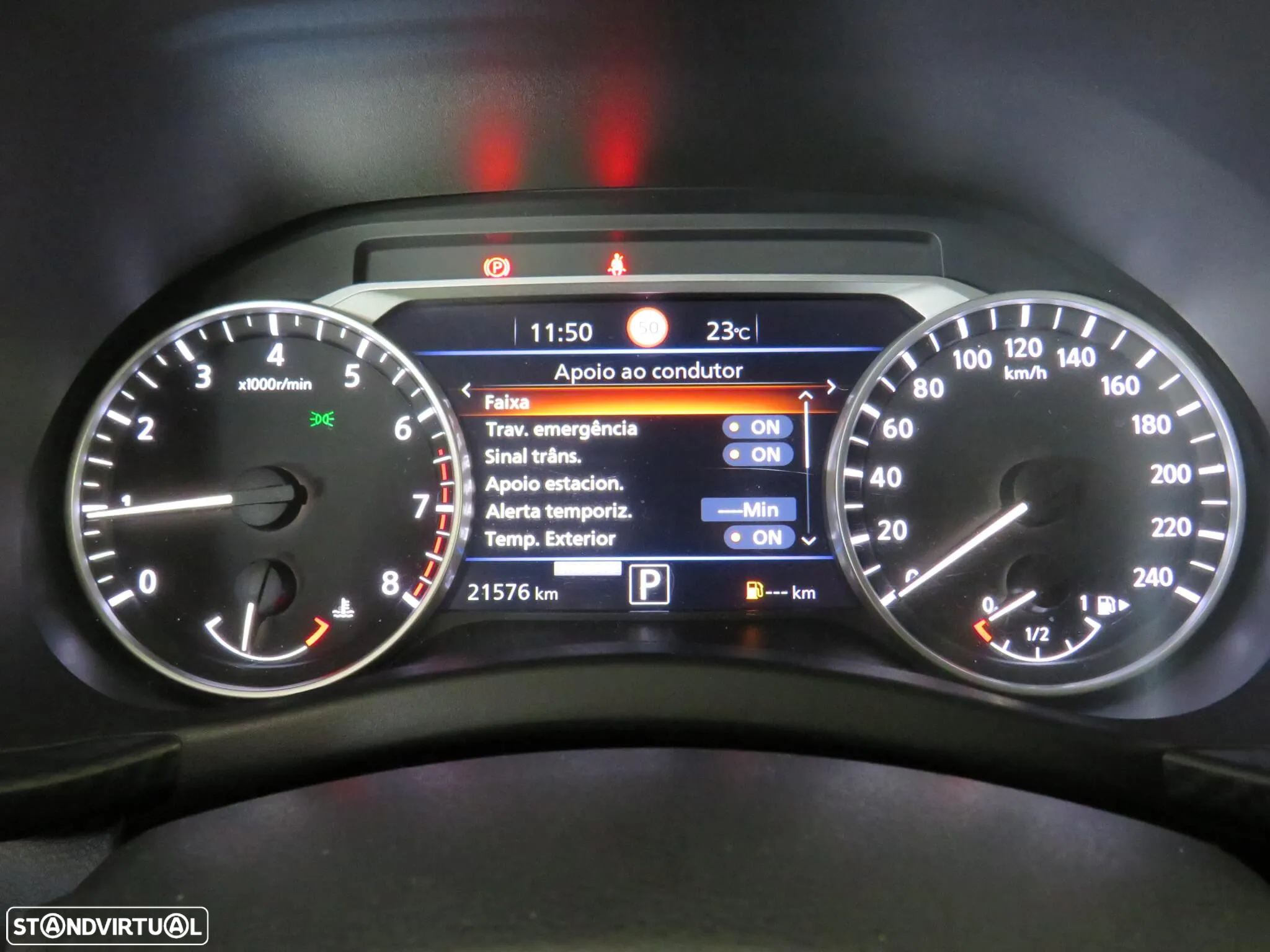 Nissan Juke 1.0 DIG-T N-Connecta NAV. DCT - 18