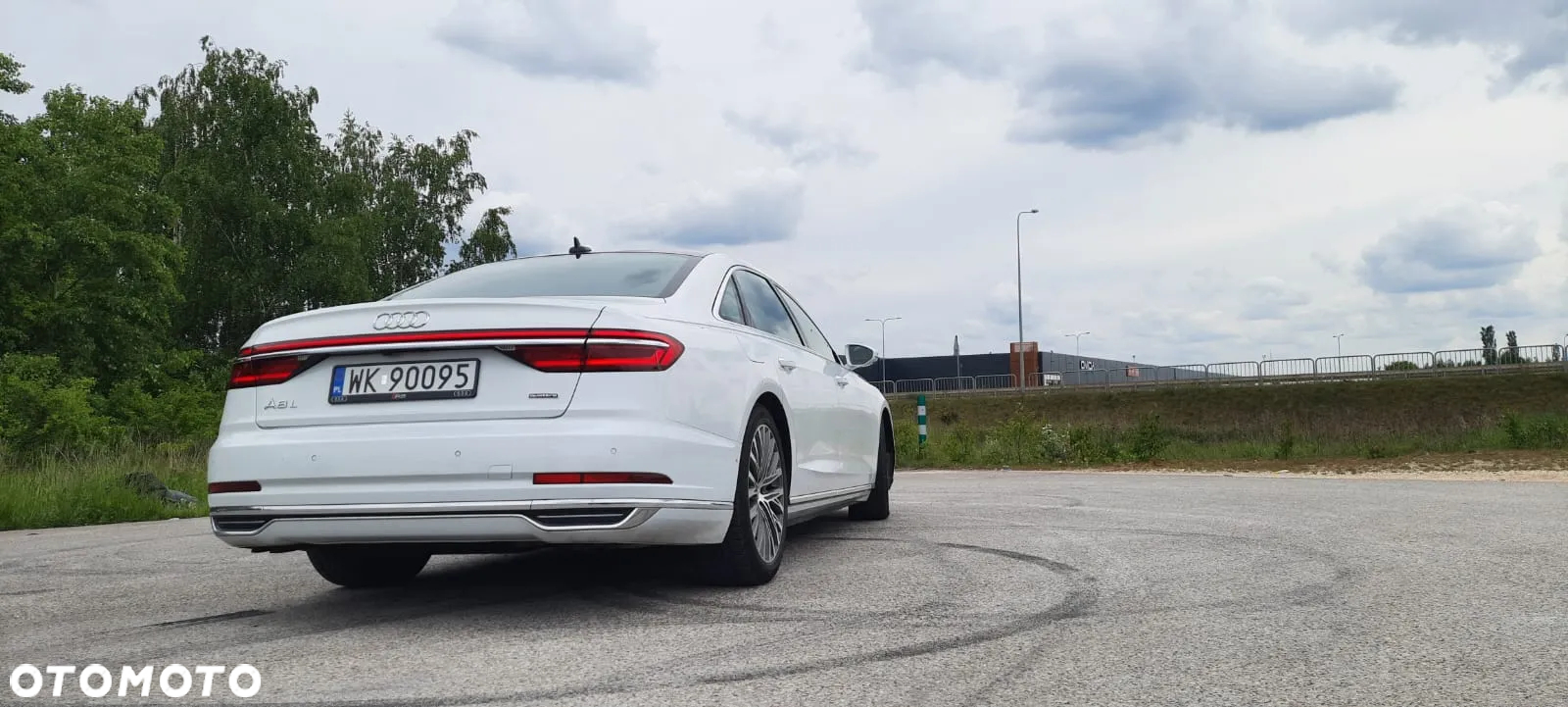 Audi A8 L 55 TFSI quattro tiptronic - 2