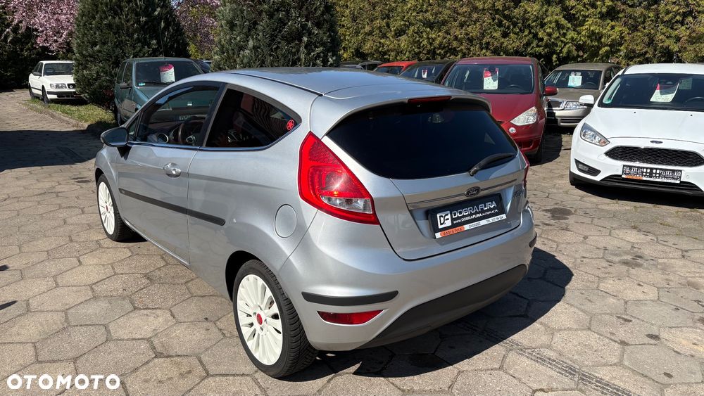 Ford Fiesta 1.4 Champions Edition - 9