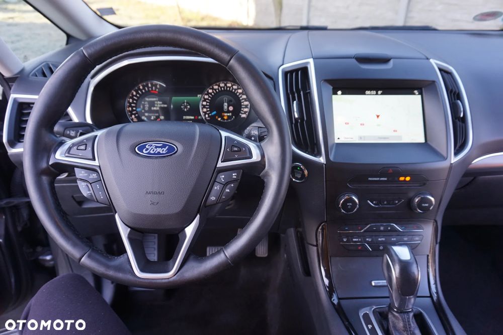 Ford S-Max 2.0 TDCi Titanium PowerShift - 26