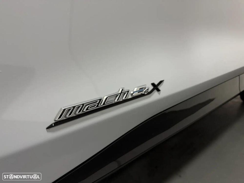 Ford Mustang Mach-E 98.7 kWh Premium AWD - 9