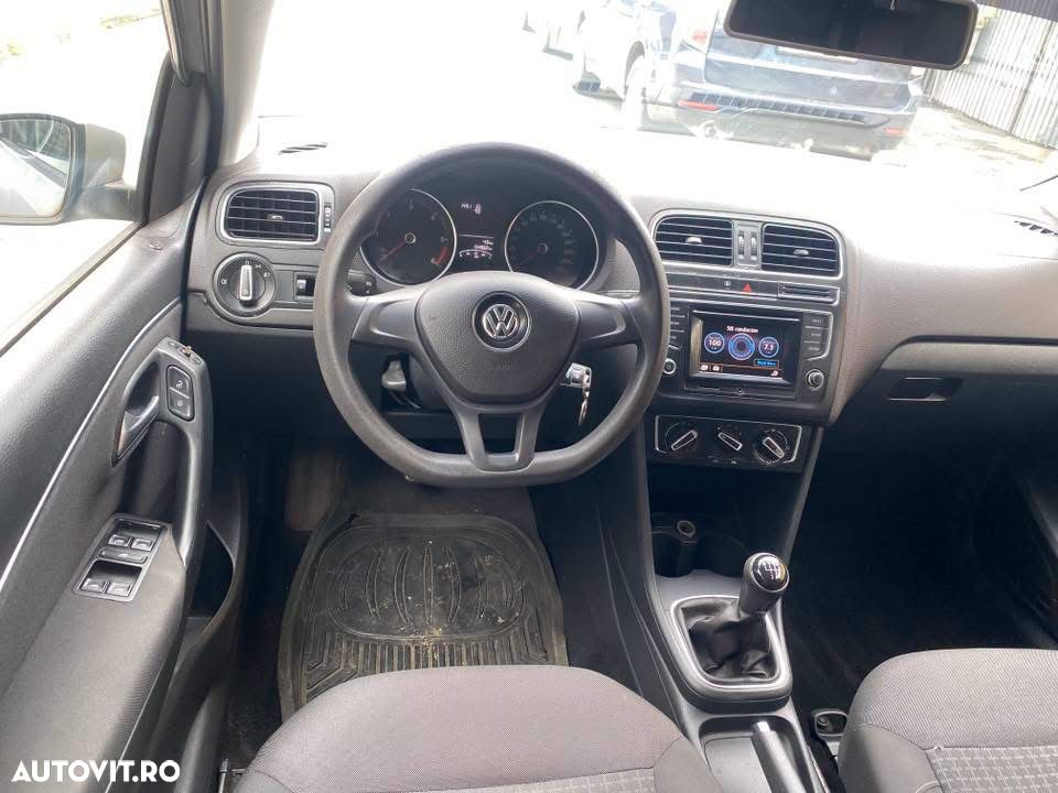 Volkswagen Polo - 3