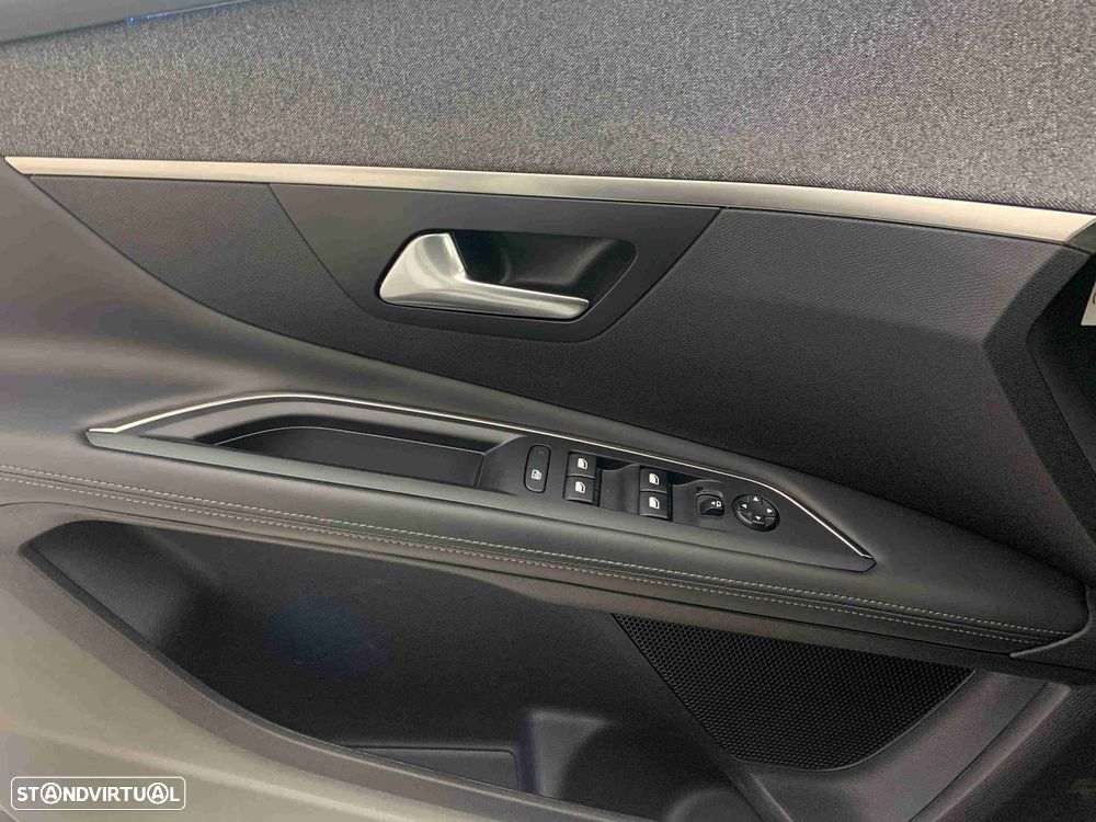 Peugeot 3008 1.6 BlueHDi Allure EAT6 - 12