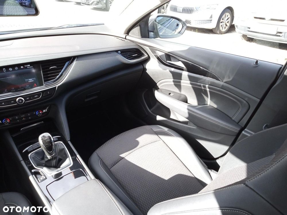 Opel Insignia 2.0 CDTI Innovation S&S - 26