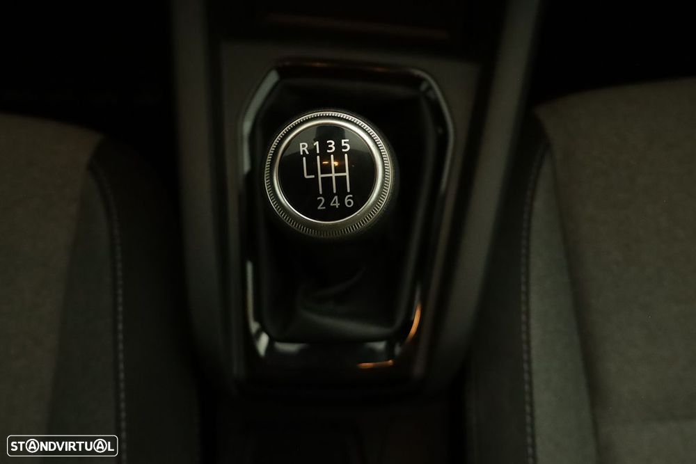 Renault Clio 1.0 TCe Evolution - 13