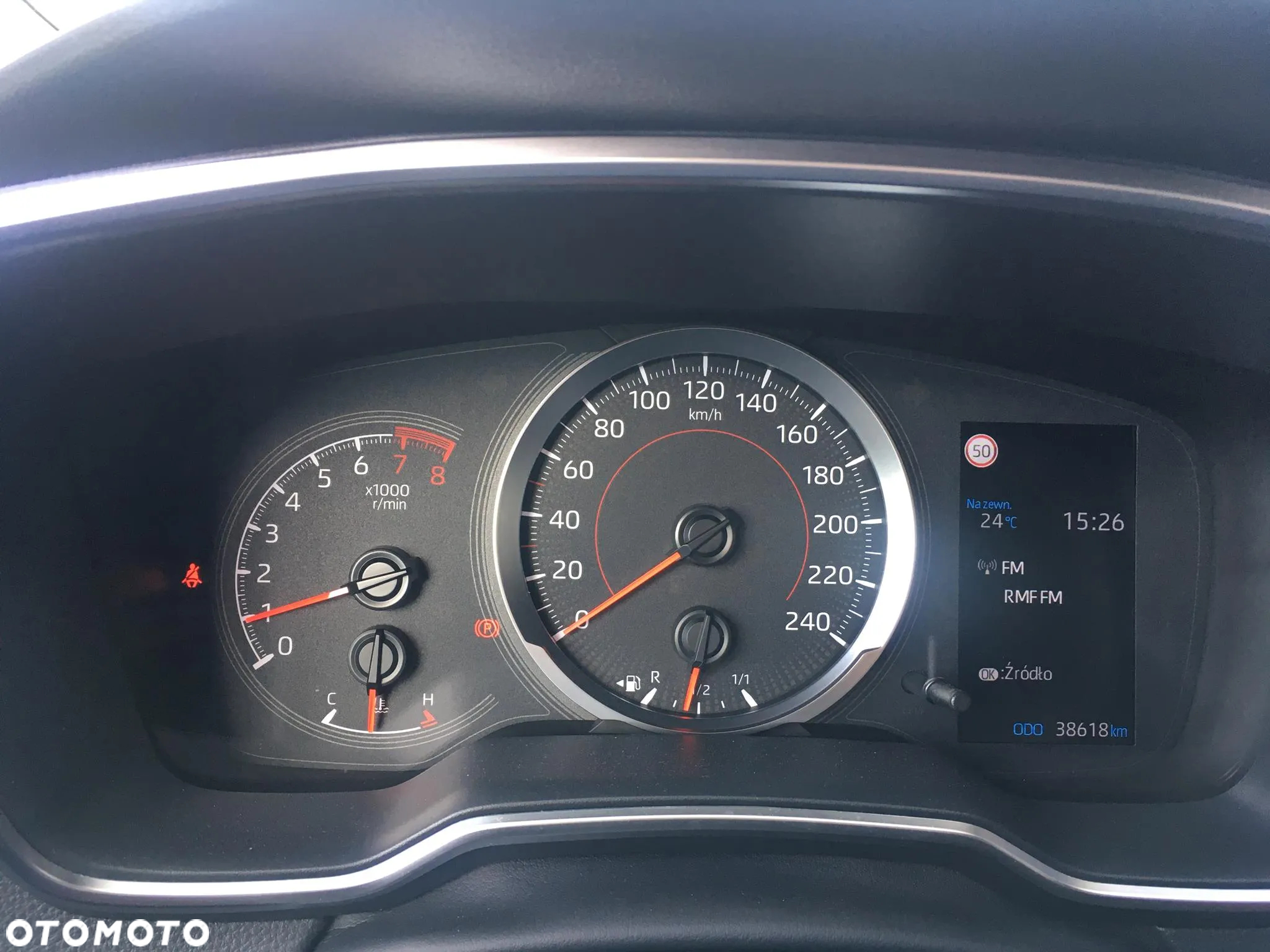 Toyota Corolla 1.5 Comfort - 8