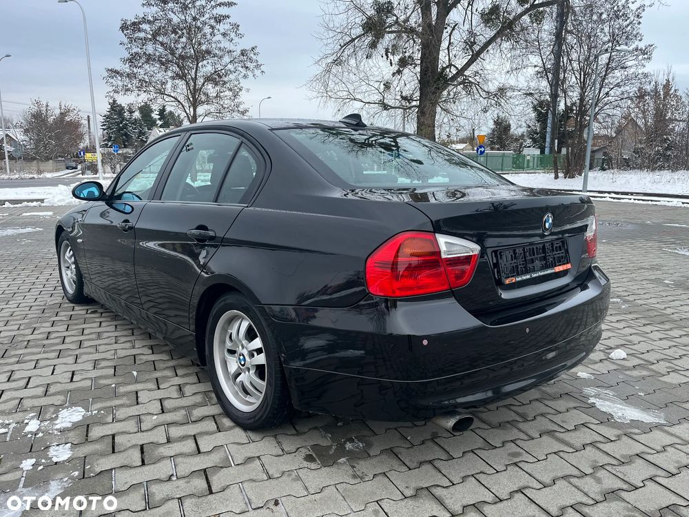 BMW Seria 3 320d - 8
