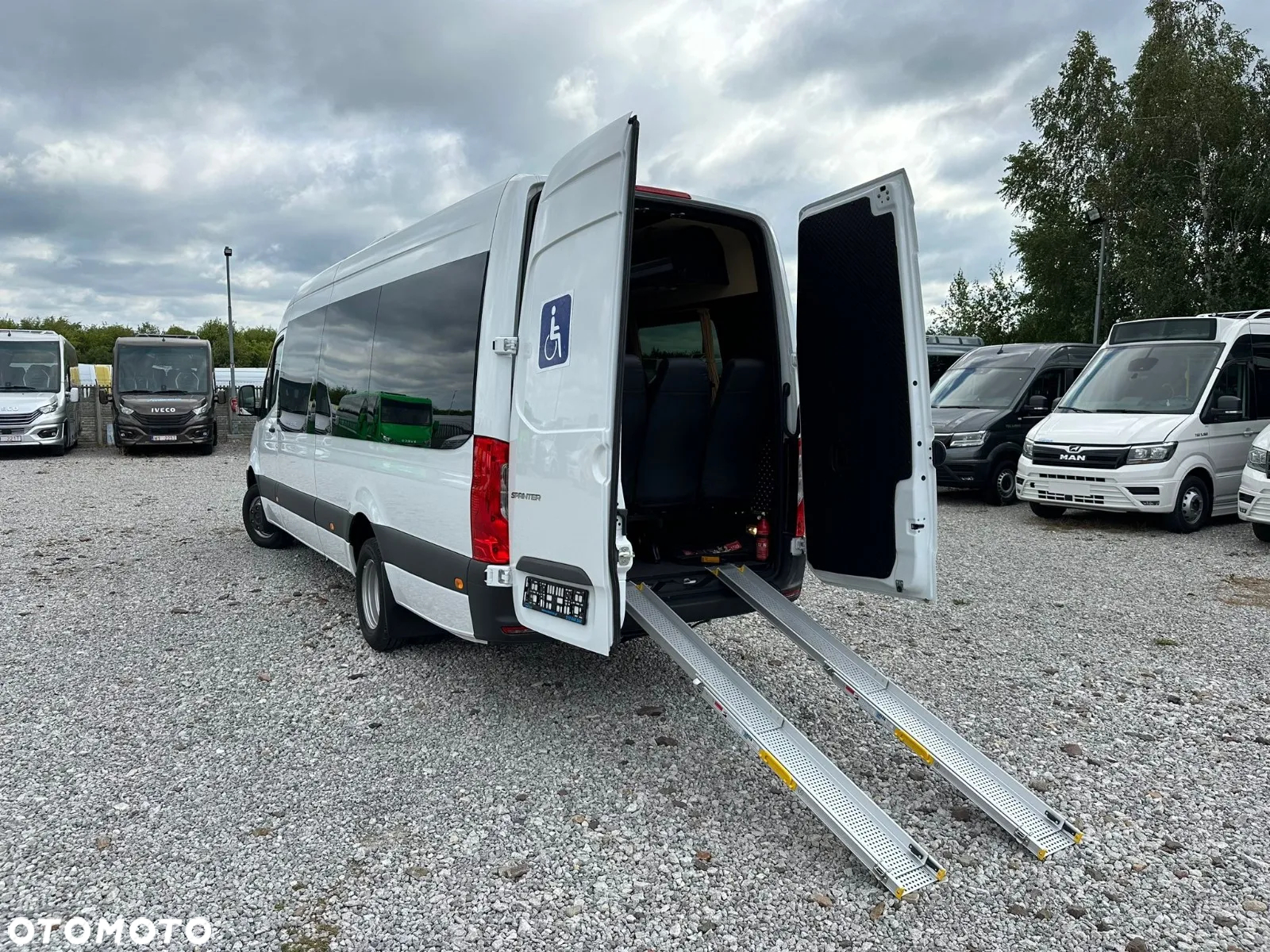 Mercedes-Benz Sprinter 517 - 6