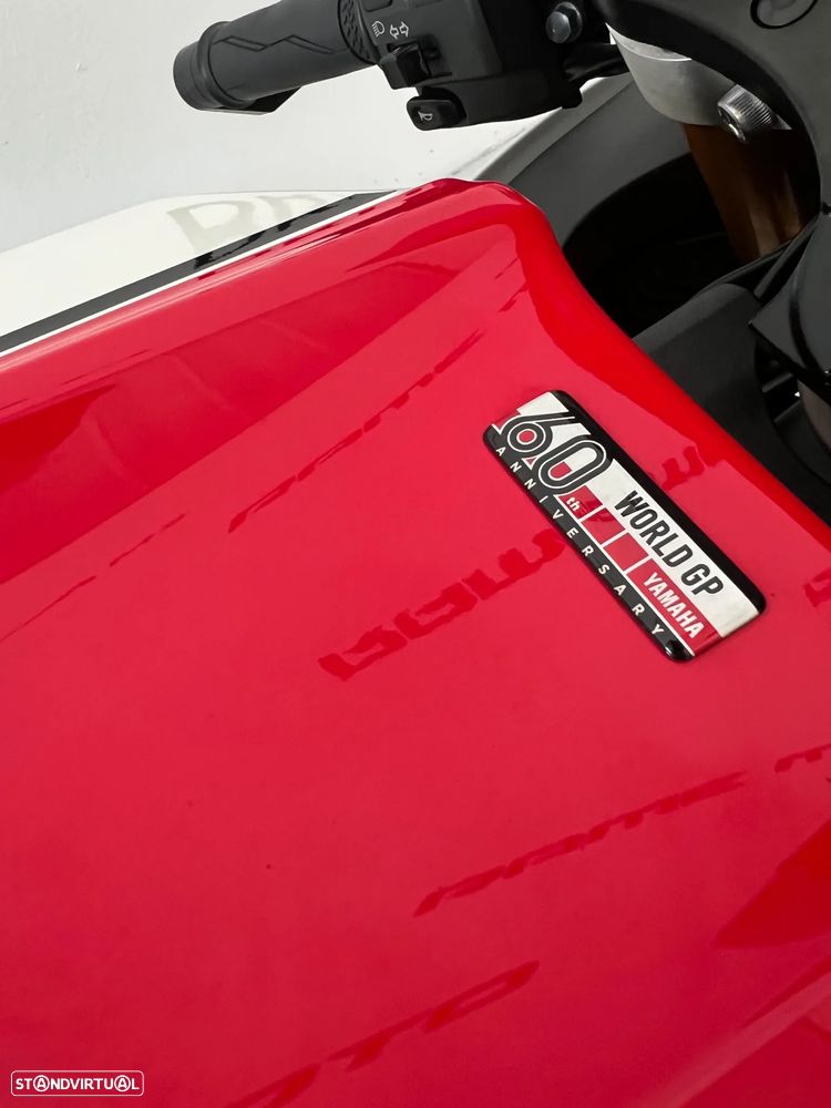 Yamaha R 7 - Edição 60º Aniversário - 15
