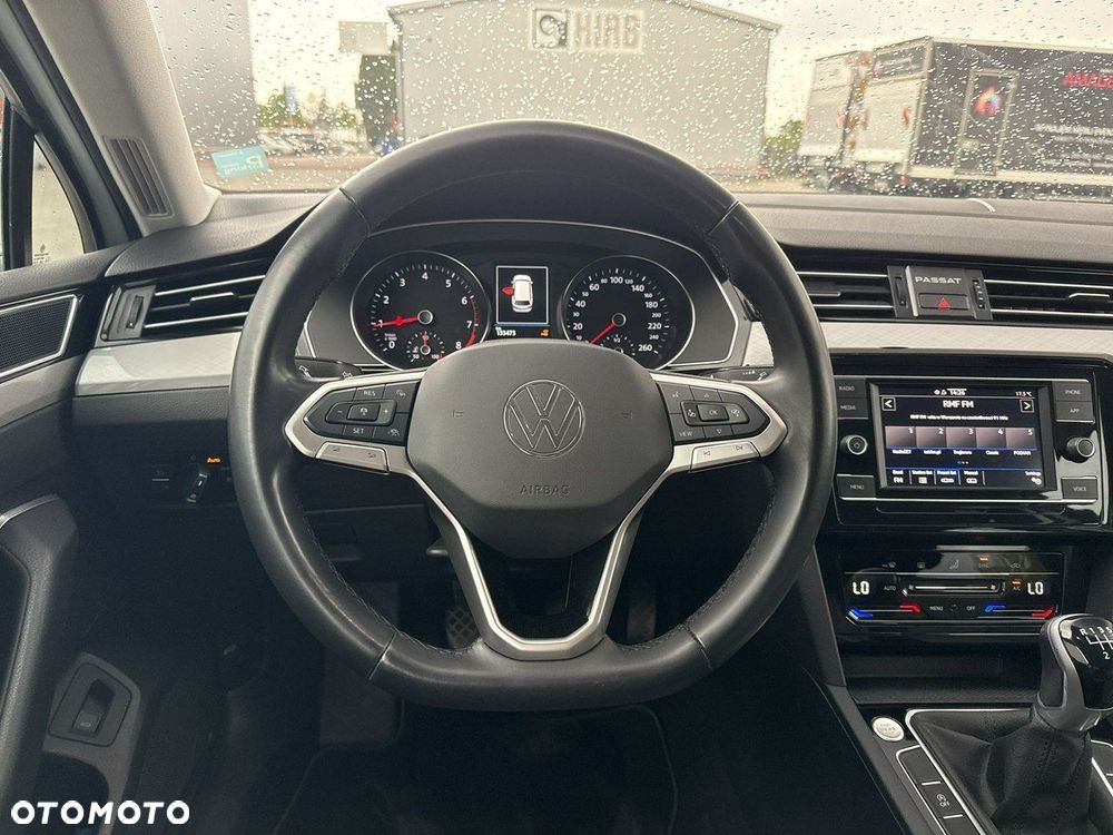 Volkswagen Passat 1.5 TSI EVO Business - 25