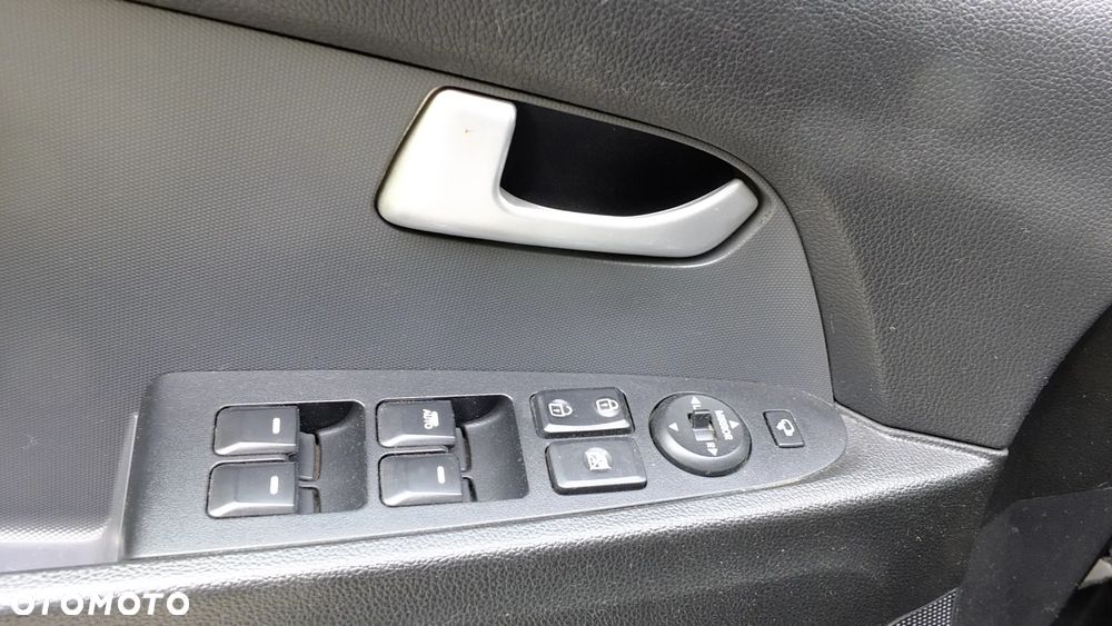 Kia Sportage 1.7 CRDI Business Line 2WD - 17