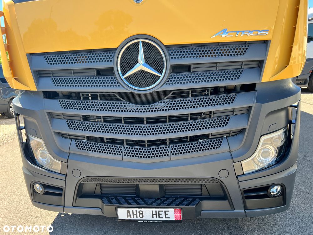 Mercedes-Benz 2548 GIGASPACE - 28