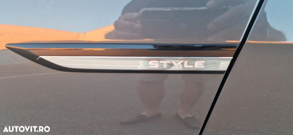 Volkswagen Golf 2.0 TDI DSG Style - 19