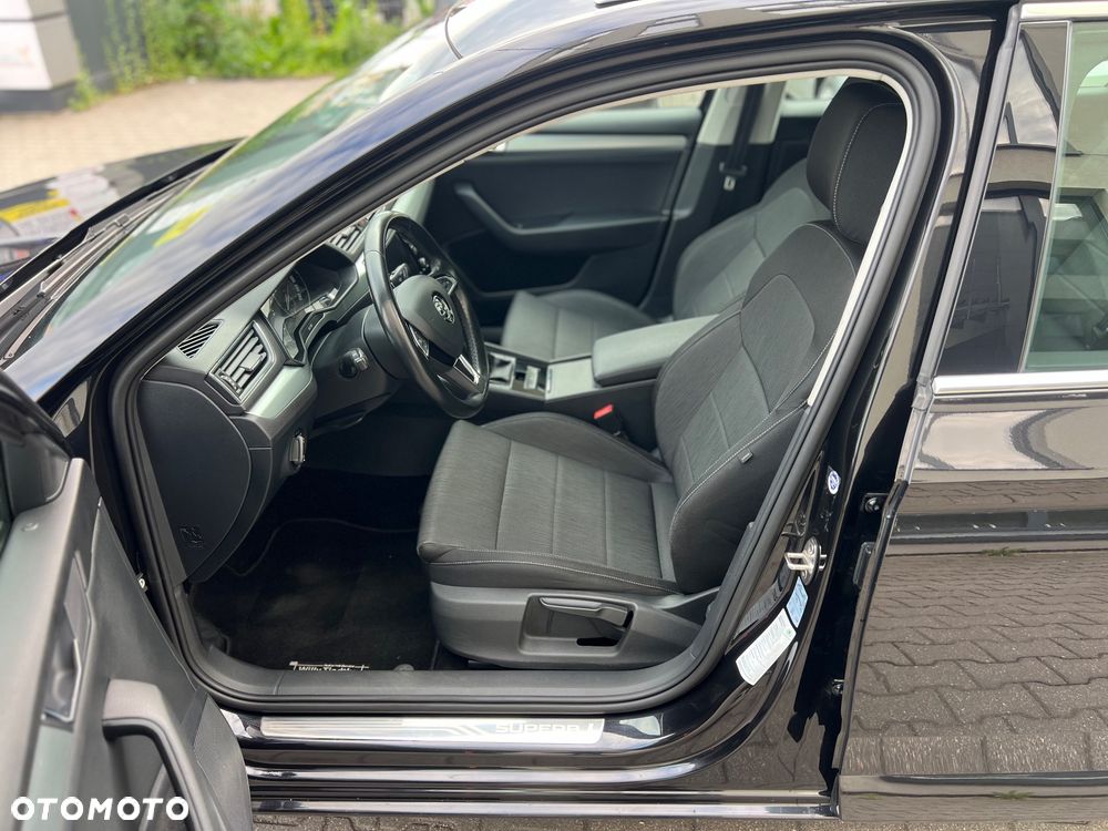 Skoda Superb 2.0 TDI Active - 10