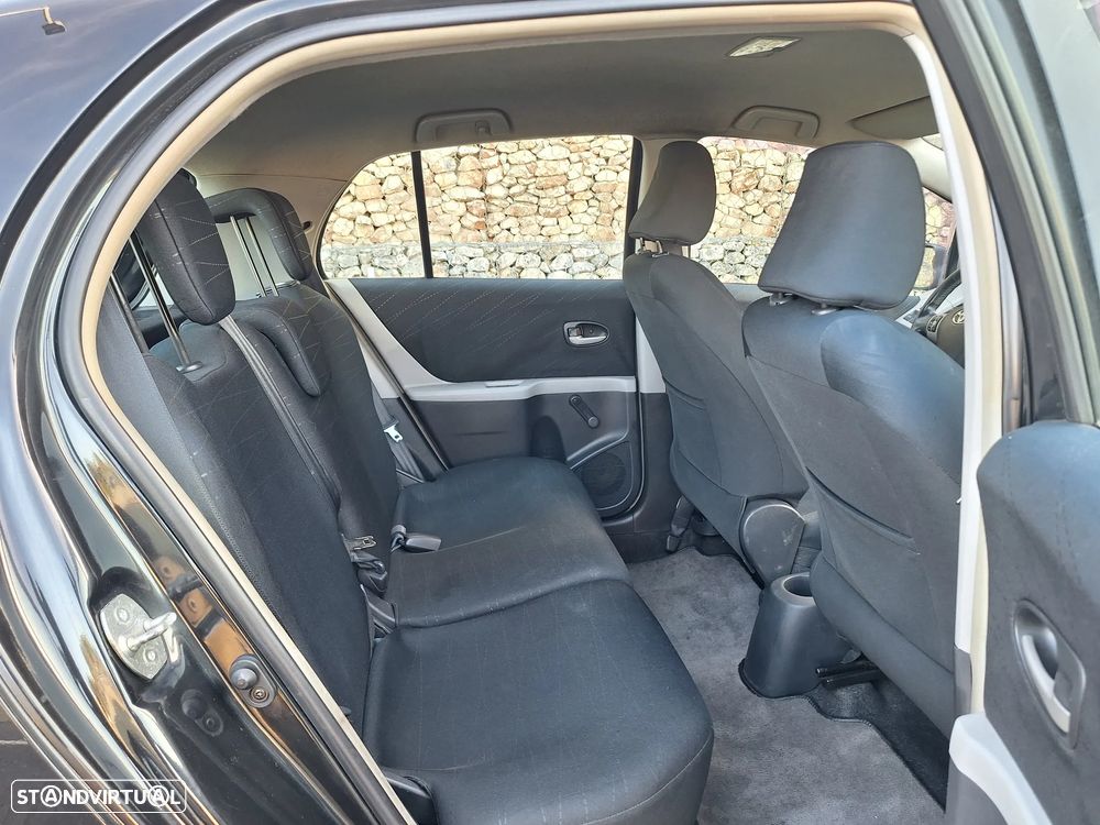 Toyota Yaris 1.0 VVT-i Sol High Pack - 7