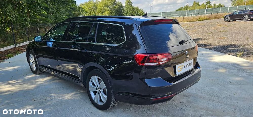 Volkswagen Passat Variant 2.0 TSI Business DSG - 12