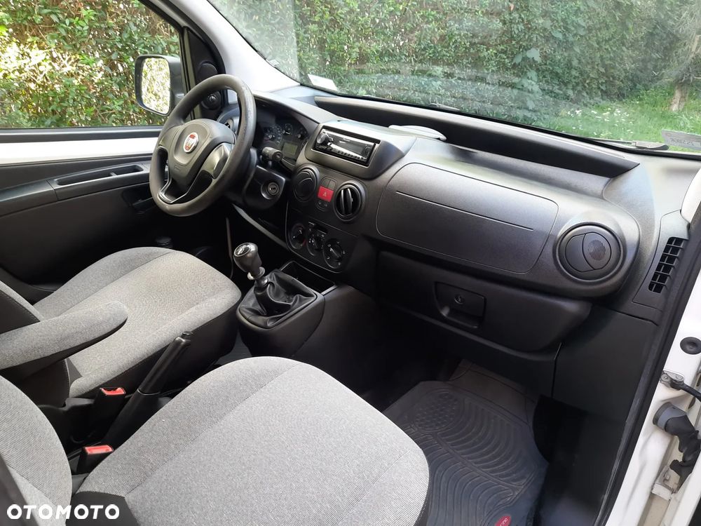 Fiat Fiorino Kombi 8V Base - 6