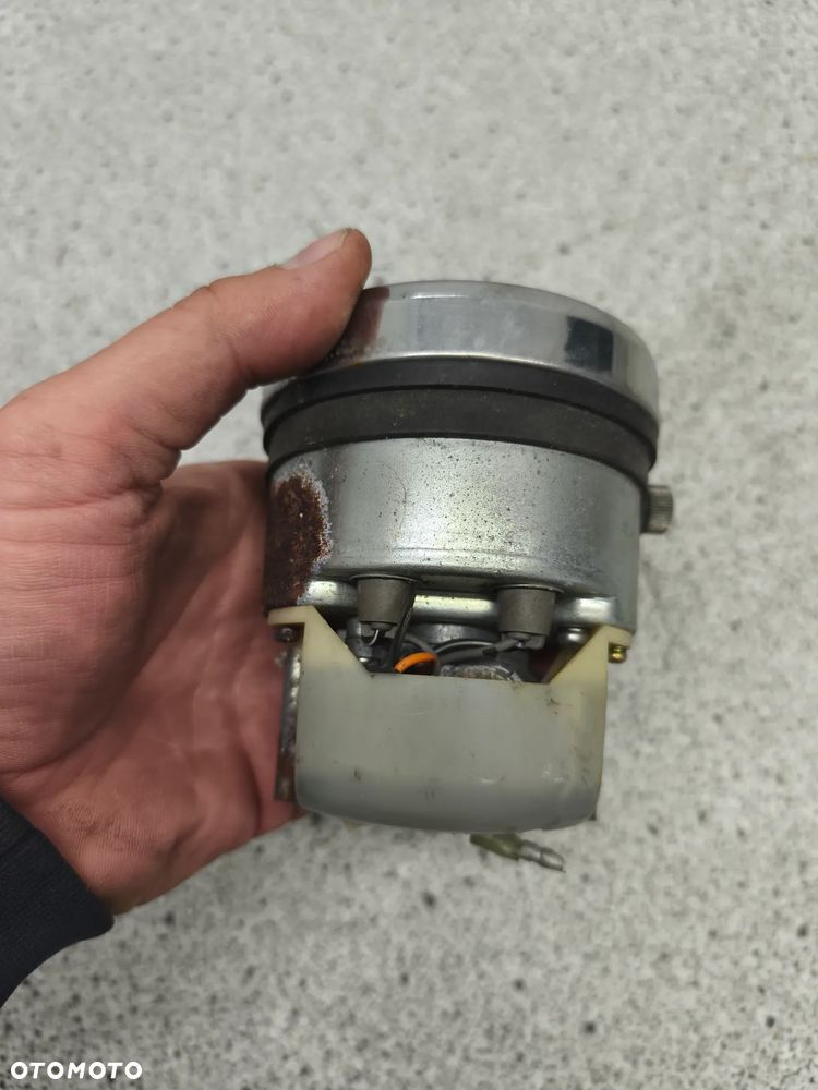 Licznik, zegar, prędkościomierz Suzuki VS 1400 VS1400 Intruder 1400 - 6