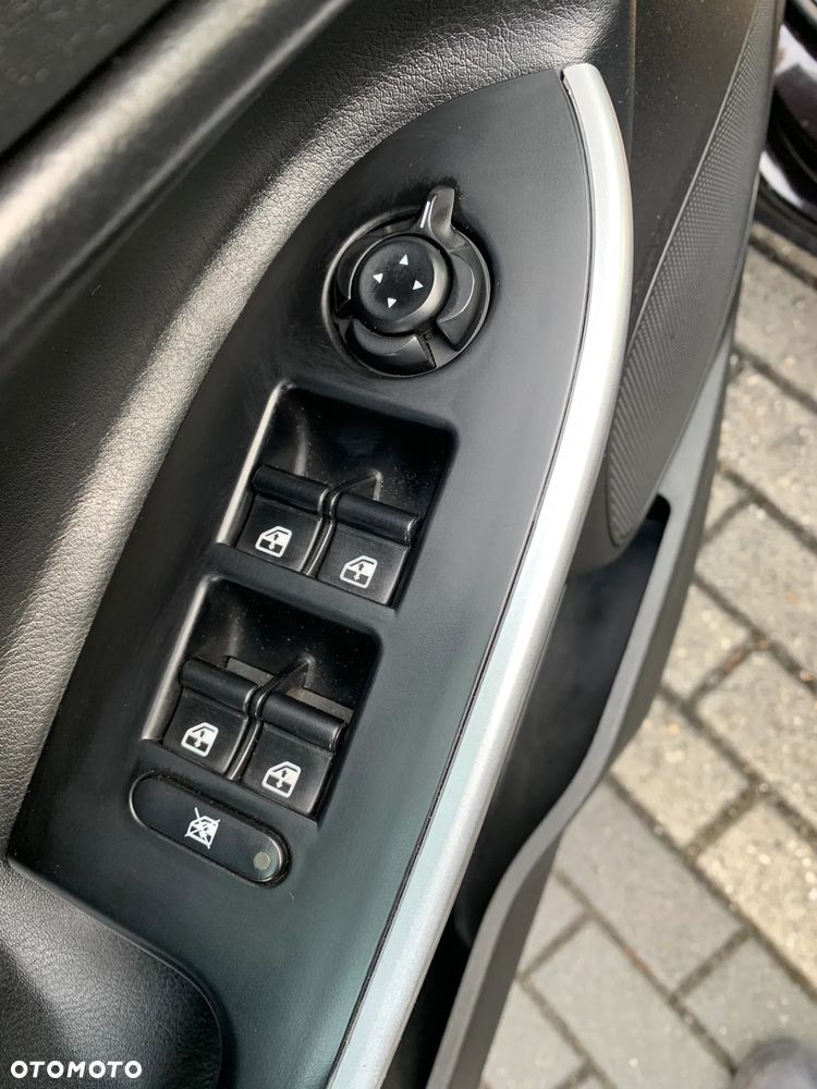 Alfa Romeo Giulietta 2.0 JTDM Distinctive - 12