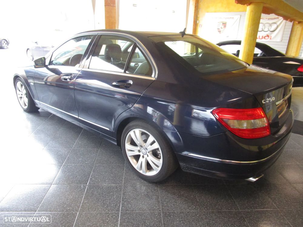 Mercedes-Benz C 250 CDi Avantgarde BlueEfficiency - 4