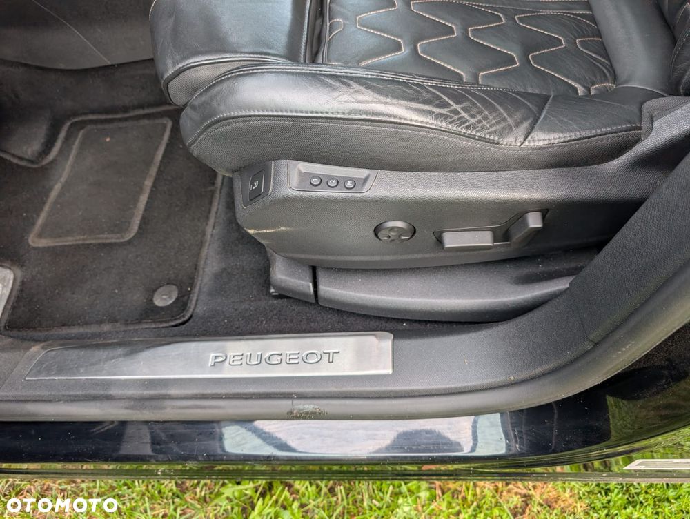 Peugeot 5008 2.0 BlueHDI GT S&S EAT8 - 18