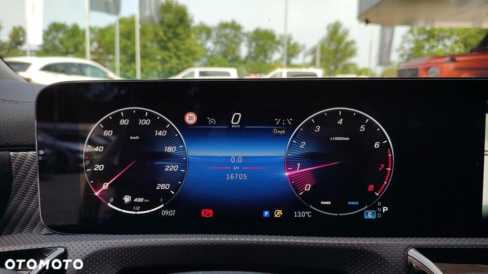 Mercedes-Benz CLA - 11