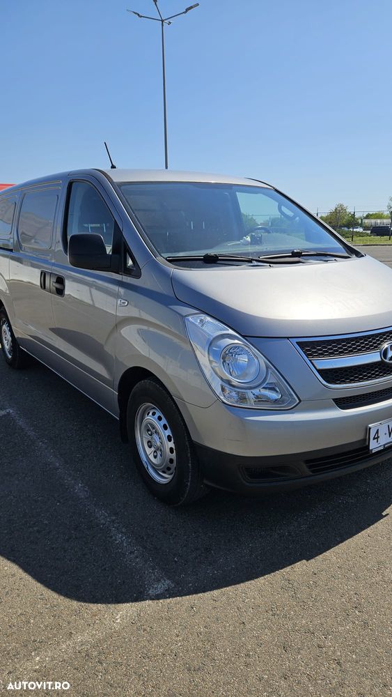 Hyundai H-1 Cargo teilverglast DF - 2