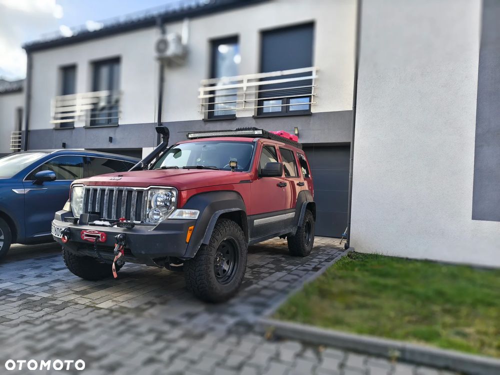 Jeep Liberty - 1