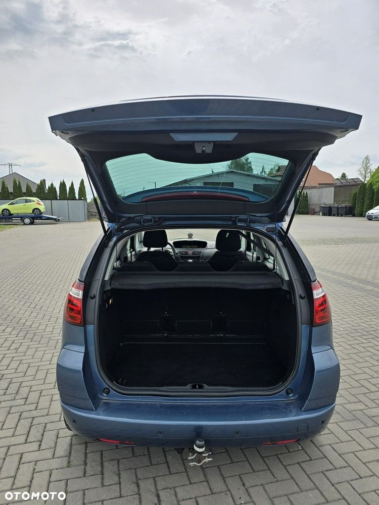 Citroën C4 Picasso - 25