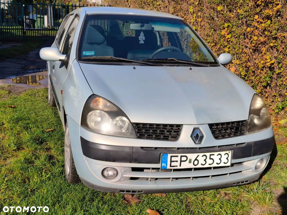 Renault Clio 2001 photo 2
