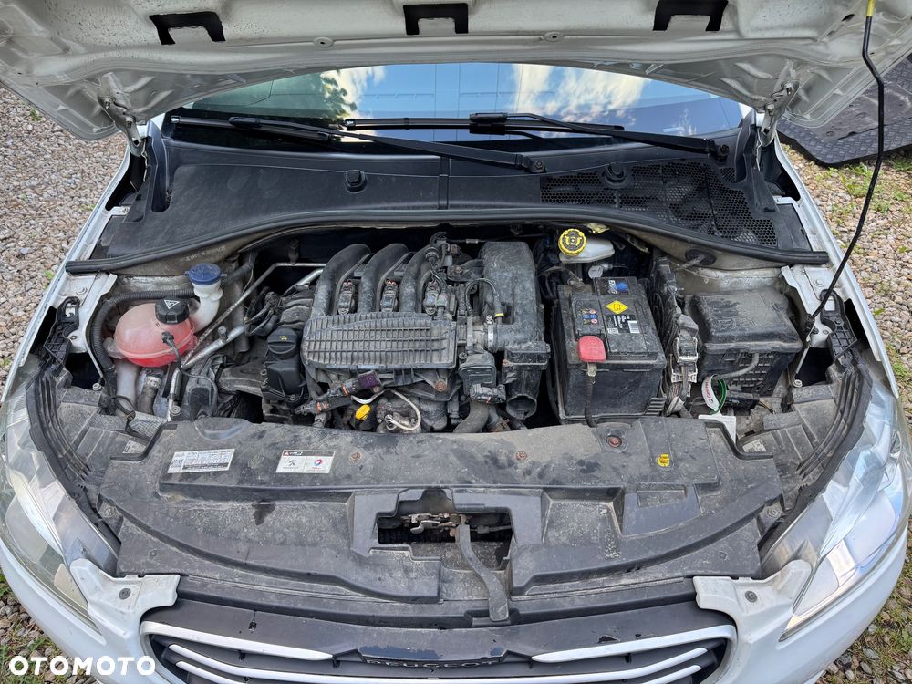 Peugeot 301 1.2 Pure Tech Active - 13