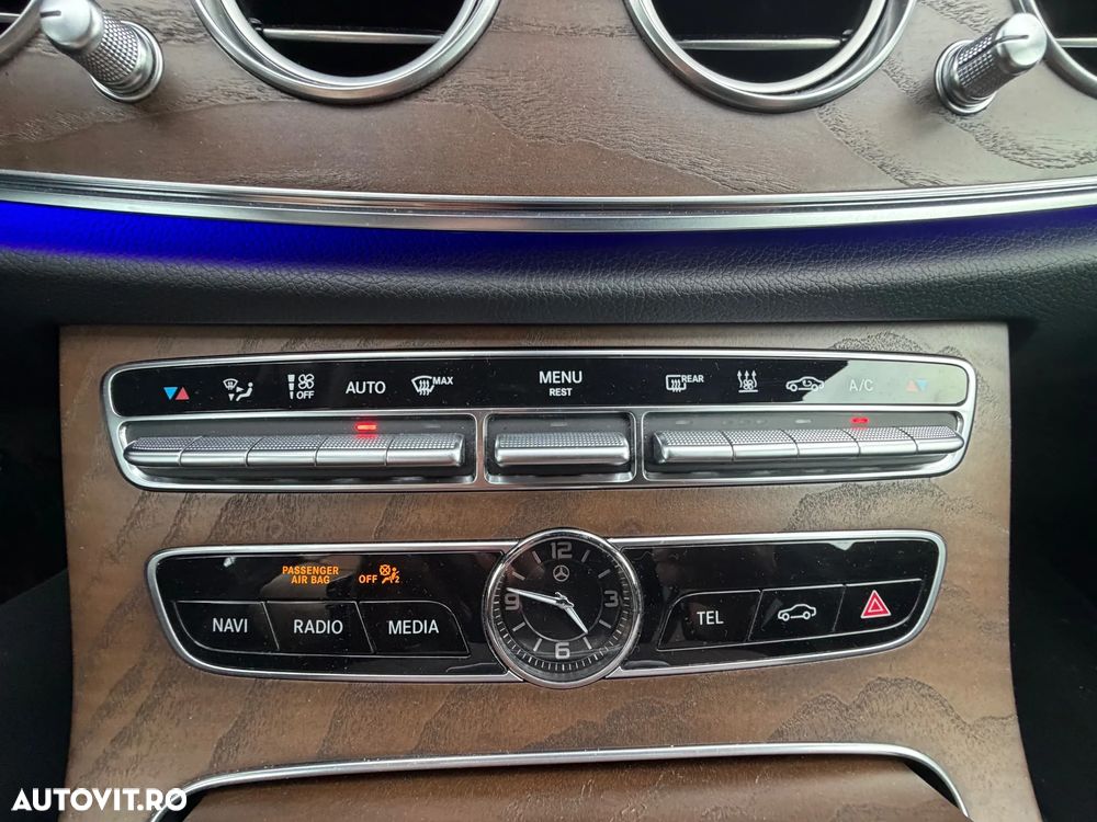 Mercedes-Benz E 220 d 4Matic All-Terrain 9G-TRONIC Exclusive - 6