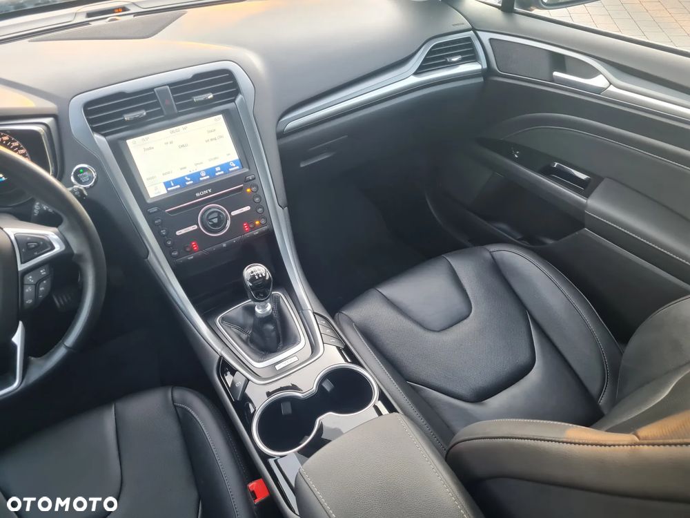 Ford Mondeo 2.0 TDCi Titanium - 29