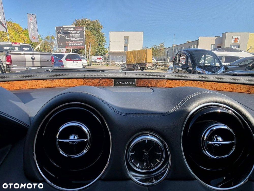 Jaguar XJ 3.0 T AWD Premium Luxury - 17