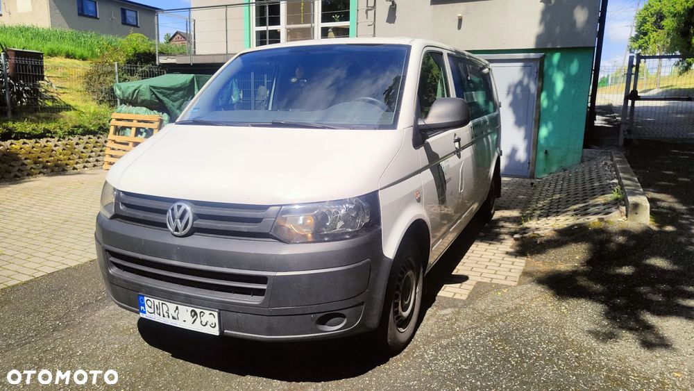 Volkswagen Transporter - 2