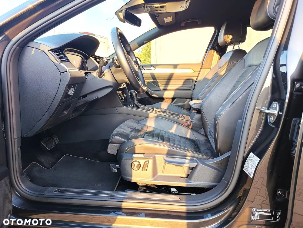 Volkswagen Passat 2.0 TDI 4Mot Elegance DSG - 12