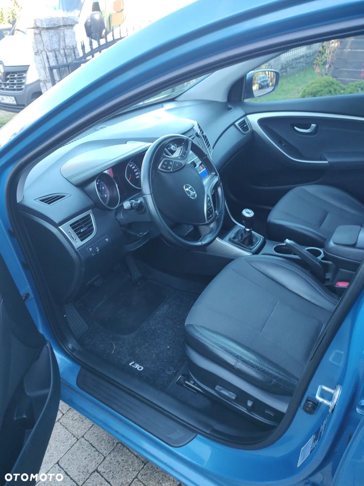 Hyundai i30 12-15 - 22