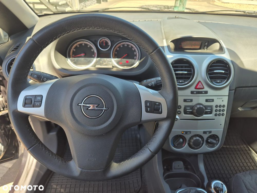 Opel Corsa 1.2 16V Enjoy - 21
