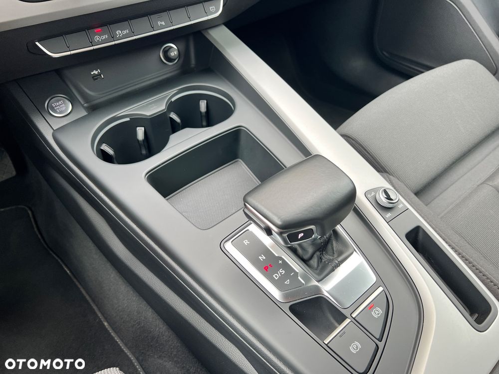 Audi A4 Avant 35 TDI mHEV Advanced S tronic - 25