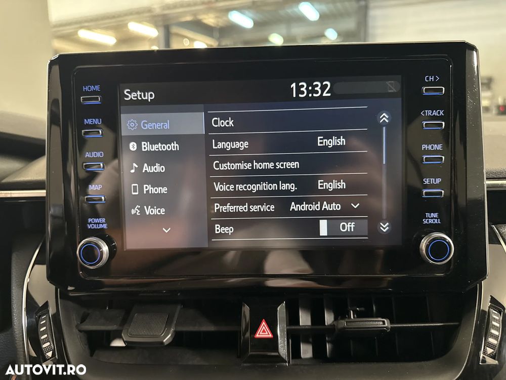 Toyota Corolla - 21