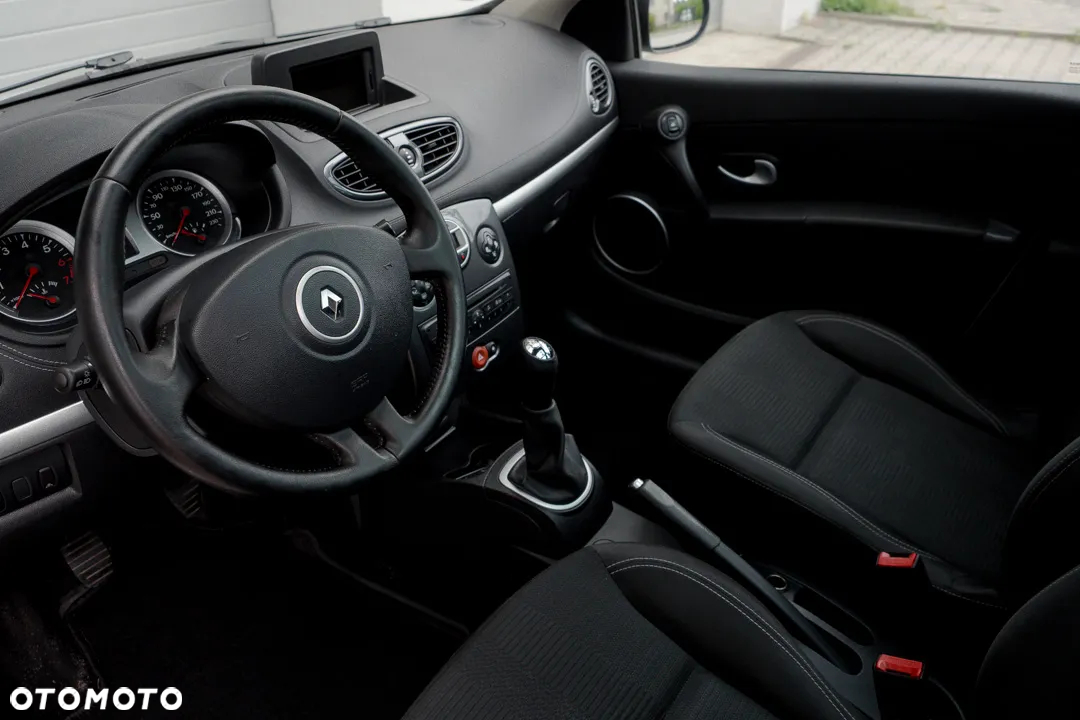 Renault Clio 1.2 16V TCE Night&Day - 18
