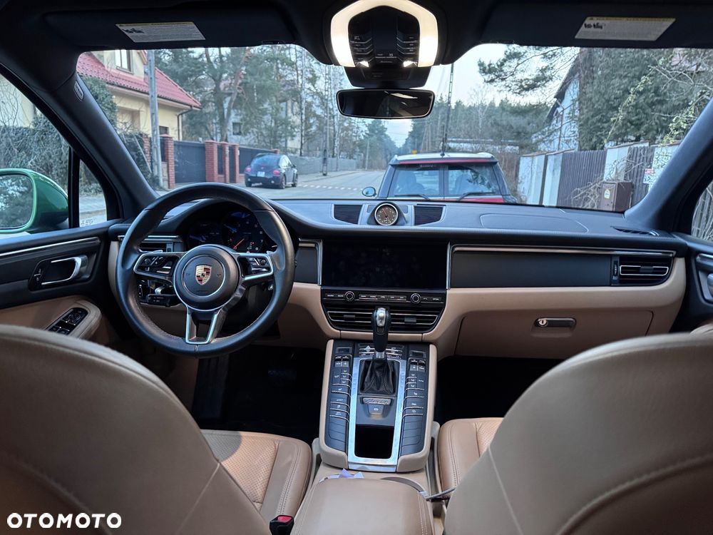 Porsche Macan Standard - 14