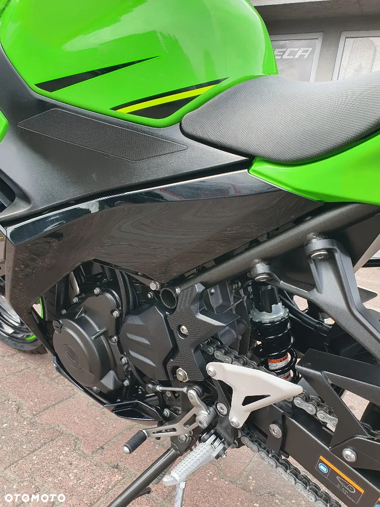 Kawasaki Ninja 400 - 6
