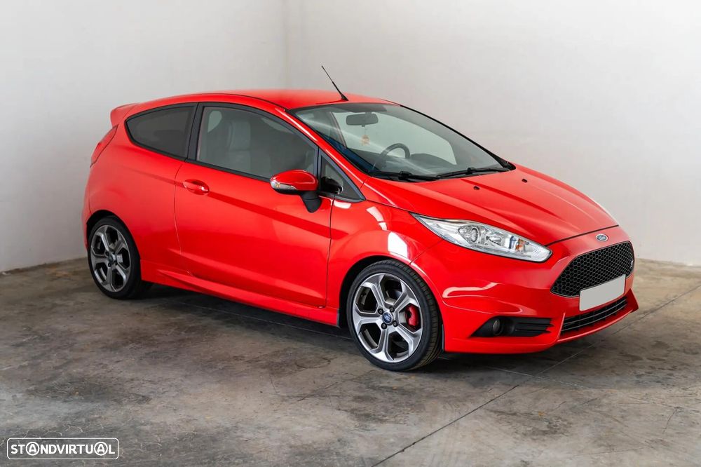 Ford Fiesta 1.6 EcoBoost c/ Pack Pele Desportiva ST - 6