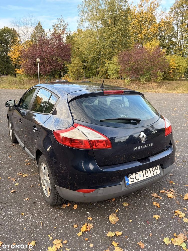 Renault Megane 2009 photo 2