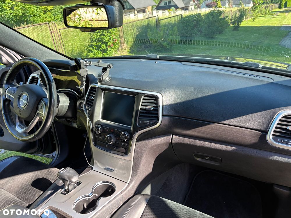 Jeep Grand Cherokee - 10